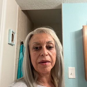 Topper grey brown mix straight. Synthetic.